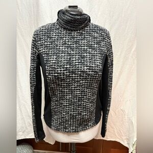 Nike Black & Gray Textured Mock Neck Pullover